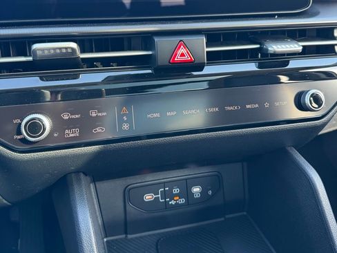 New 2026 Kia Sportage EX AWD/4WD image 22