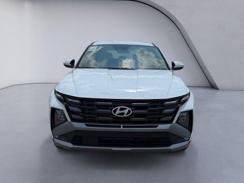 New 2026 Hyundai Tucson Blue SE FWD image 8