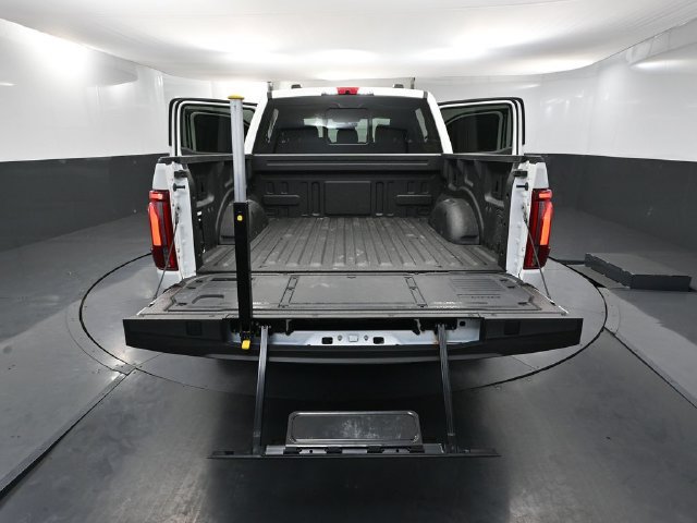 Used 2024 Ford F150 Platinum AWD/4WD image 37