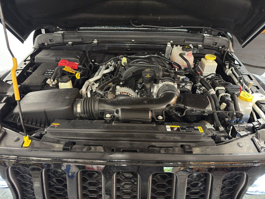 Used 2022 Jeep Gladiator Mojave w/ LED Lighting Group AWD/4WD image 30