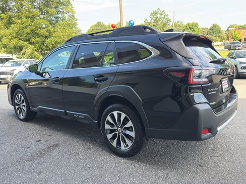 Used 2024 Subaru Outback Limited AWD/4WD image 7