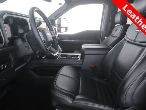Used 2025 Ford F250 Platinum AWD/4WD image 17