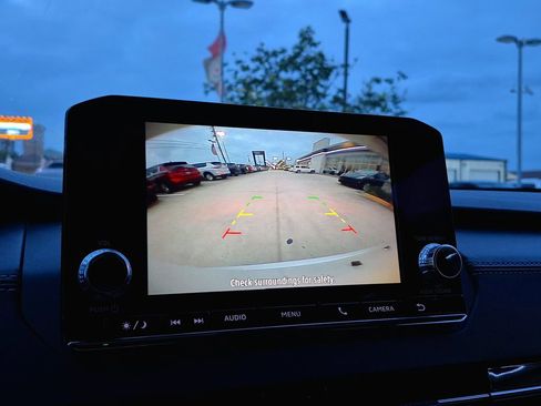 Used 2022 Mitsubishi Outlander SE FWD image 10