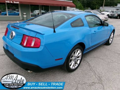 Used 2010 Ford Mustang Coupe RWD image 5