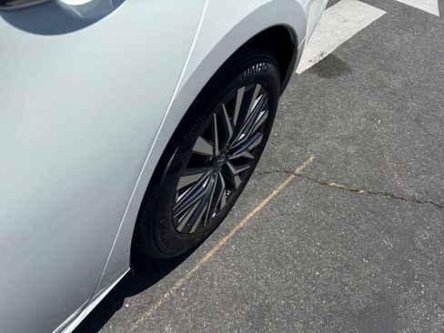 Used 2025 Nissan Altima 2.5 SV FWD image 30