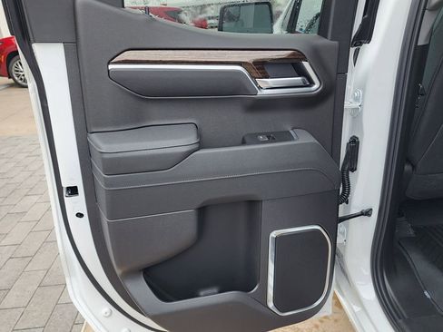 New 2026 GMC Sierra 1500 Elevation image 41