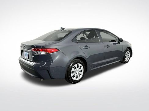 Used 2023 Toyota Corolla LE FWD image 8