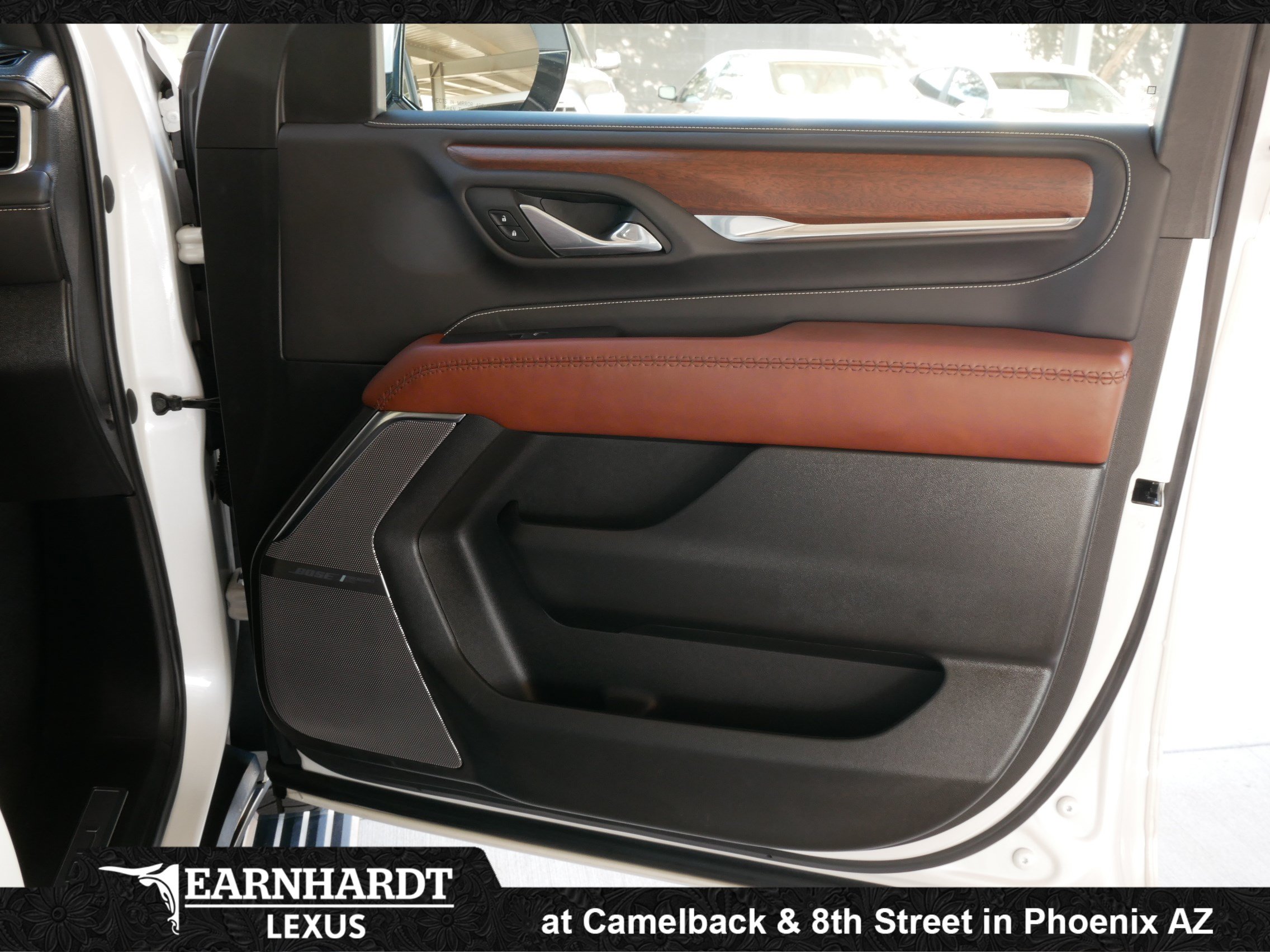 Used 2023 GMC Yukon Denali Ultimate AWD/4WD image 12
