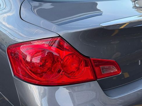 Used 2013 INFINITI G37 x w/ Premium Pkg image 12