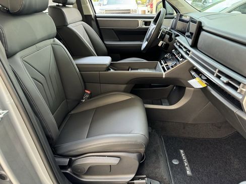 New 2025 Hyundai Santa Fe SEL image 16