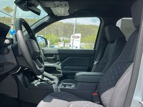New 2026 Toyota Tacoma SR5 AWD/4WD image 7