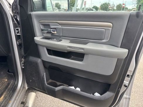 Used 2019 RAM 1500 Big Horn AWD/4WD image 13