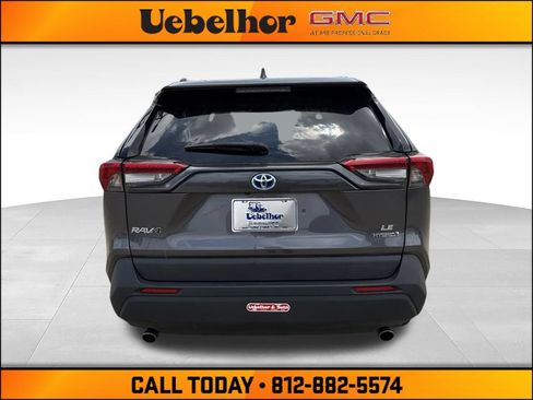 Used 2022 Toyota RAV4 LE AWD/4WD image 7
