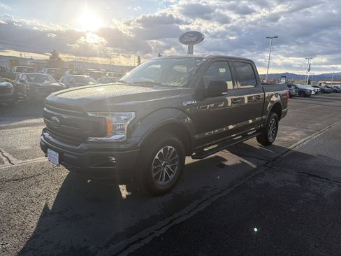 Used 2019 Ford F150 XLT w/ Equipment Group 302A Luxury AWD/4WD image 3
