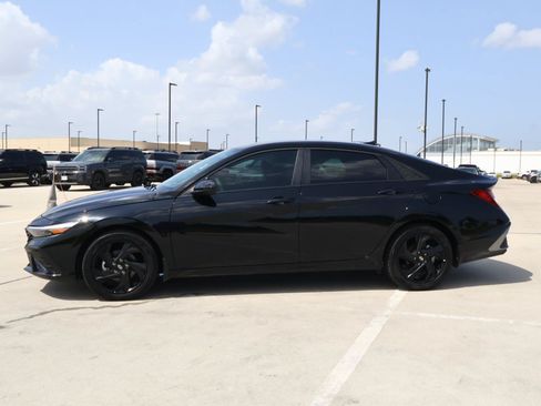 Used 2026 Hyundai Elantra Sport FWD image 2