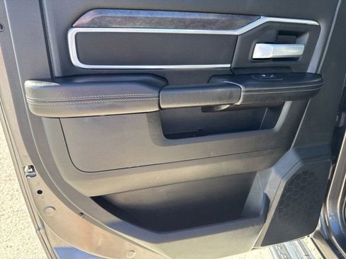 Used 2024 RAM 2500 Big Horn image 27