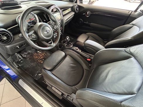 Used 2020 MINI Cooper S image 45