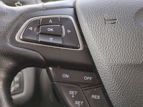 Used 2019 Ford Escape SEL image 27