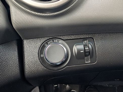 Used 2016 Chevrolet Sonic LT image 32