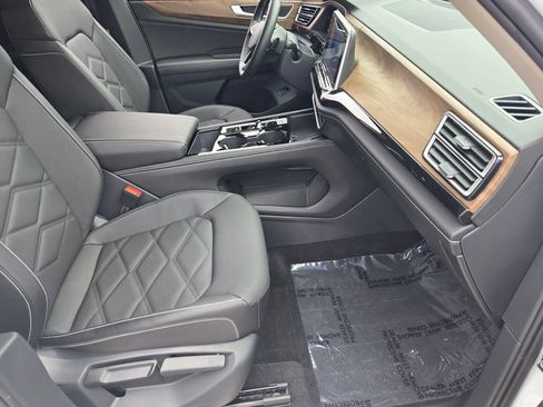 Certified 2026 Volkswagen Atlas SE w/ Panoramic Sunroof Package FWD image 21