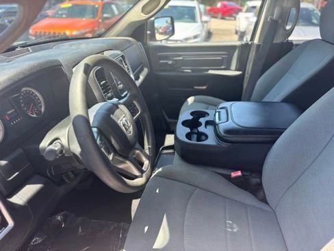 Used 2021 RAM 1500 Classic SLT RWD image 21