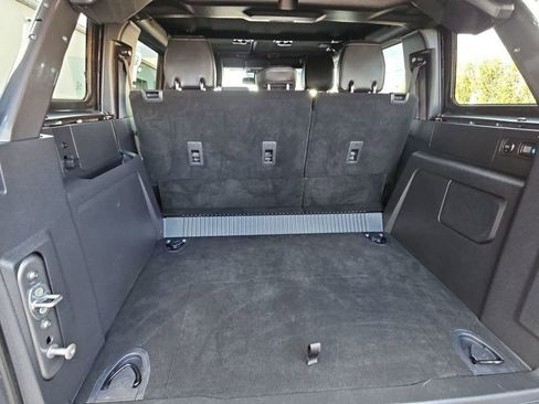 Used 2023 Ford Bronco Wildtrak image 19