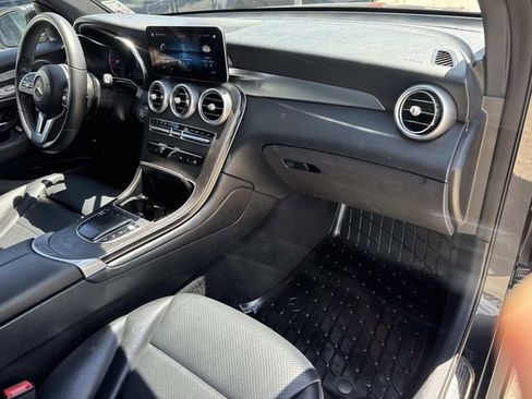 Used 2022 Mercedes-Benz GLC 300 image 8