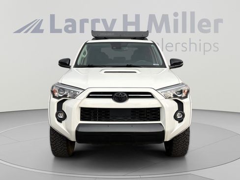 Used 2021 Toyota 4Runner Venture w/ Moonroof Package AWD/4WD image 8