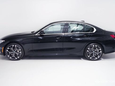 Used 2025 BMW 330i Sedan RWD image 4