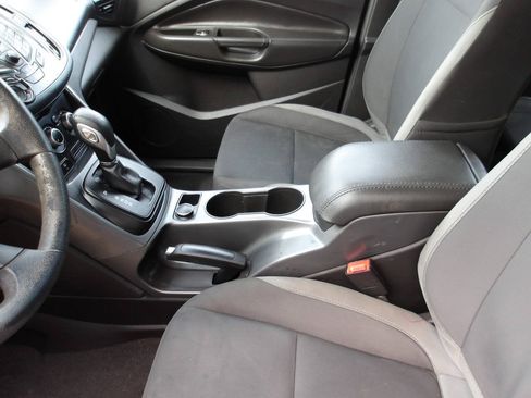 Used 2014 Ford Escape S FWD image 29
