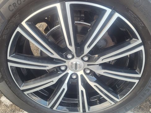 Used 2018 Volvo XC60 T5 Inscription image 45