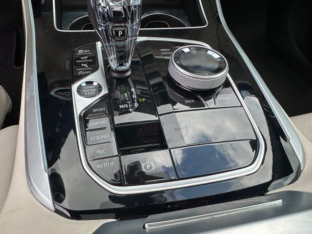 Used 2022 BMW X5 M50i AWD/4WD image 23