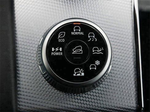 Used 2025 Mitsubishi Outlander SEL image 25