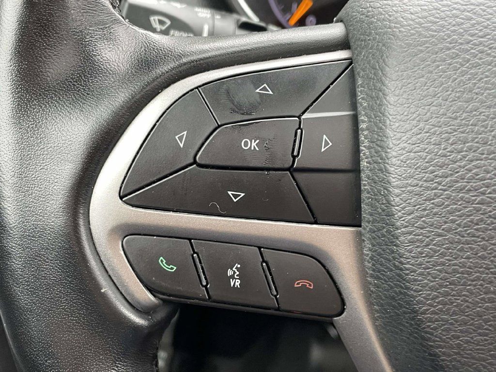 Certified 2020 Jeep Grand Cherokee Altitude AWD/4WD image 27