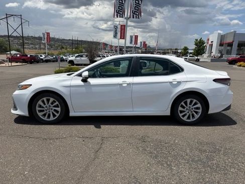 Certified 2021 Toyota Camry LE FWD image 6