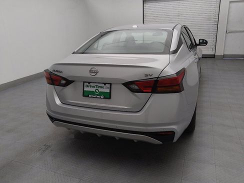Used 2023 Nissan Altima 2.5 SV image 7
