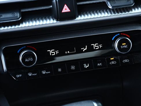 Used 2023 Kia K5 GT-Line w/ GT-Line Premium Package image 18