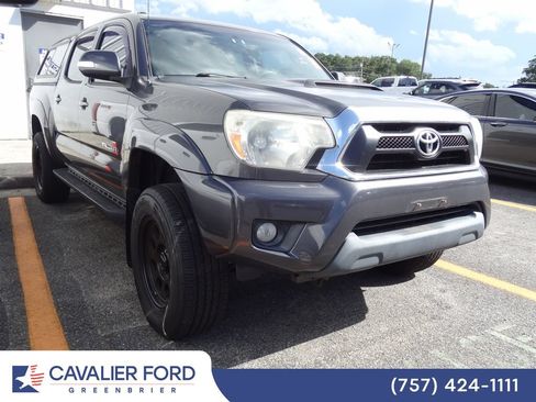 Used 2014 Toyota Tacoma PreRunner w/ TRD Sport Package RWD image 1