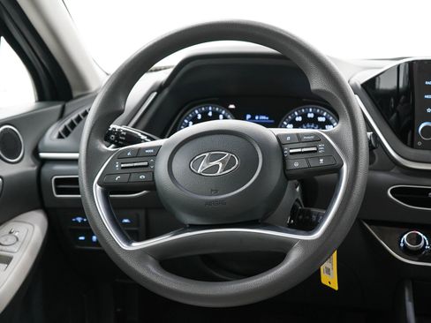 Used 2022 Hyundai Sonata SE w/ Cargo Package FWD image 15