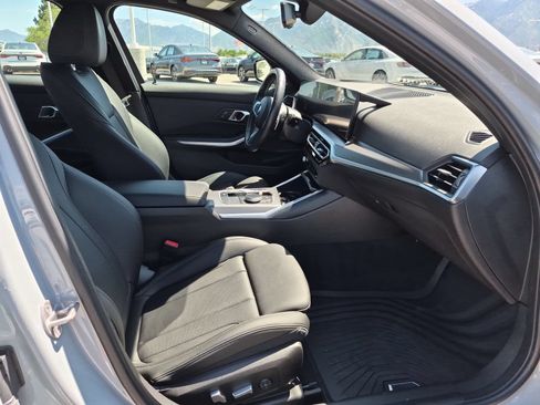 Used 2024 BMW 330i xDrive Sedan w/ M Sport Package AWD/4WD image 30