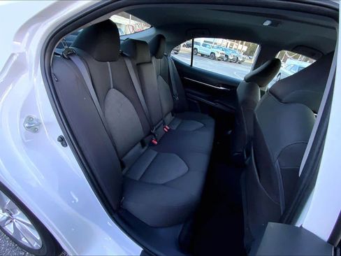 Used 2024 Toyota Camry LE image 19