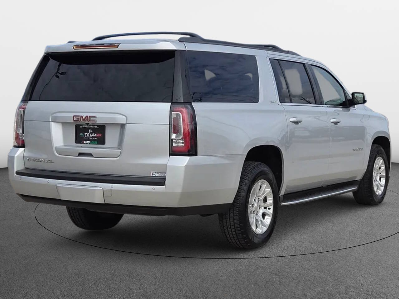Used 2015 GMC Yukon XL SLT w/ Open Road Package AWD/4WD image 5
