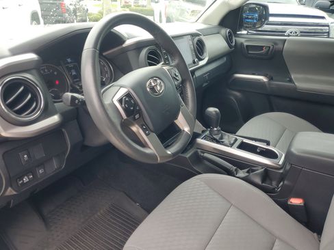 Used 2023 Toyota Tacoma SR5 RWD image 14