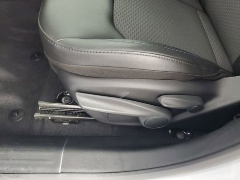 Used 2025 Jeep Compass Latitude w/ Altitude Special Edition image 30