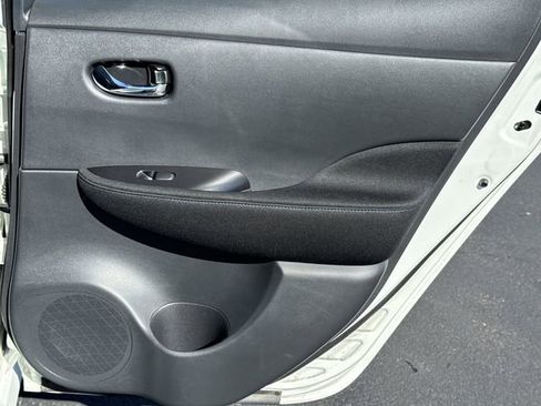 Certified 2024 Nissan Leaf S image 19
