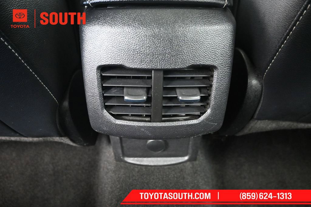 Used 2020 Ford Fusion Energi Titanium FWD image 28