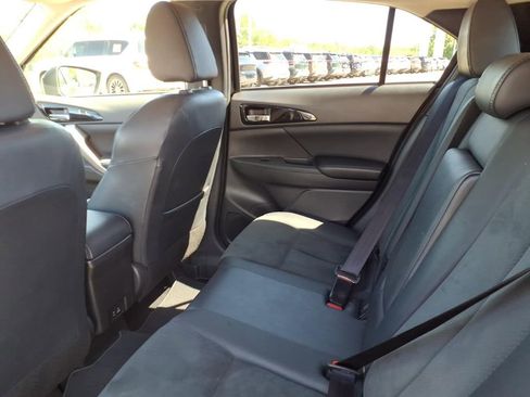 Used 2025 Mitsubishi Eclipse Cross SE AWD/4WD image 6