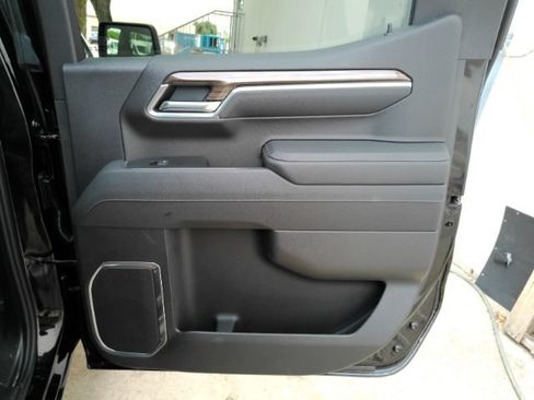 Used 2026 Chevrolet Silverado 1500 RST AWD/4WD image 23