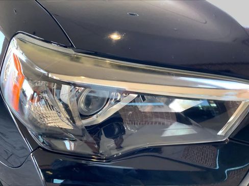 Used 2018 Toyota 4Runner Limited AWD/4WD image 28
