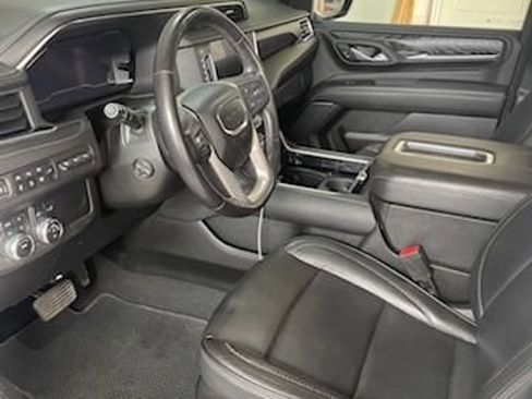 Used 2022 GMC Yukon Denali AWD/4WD image 7